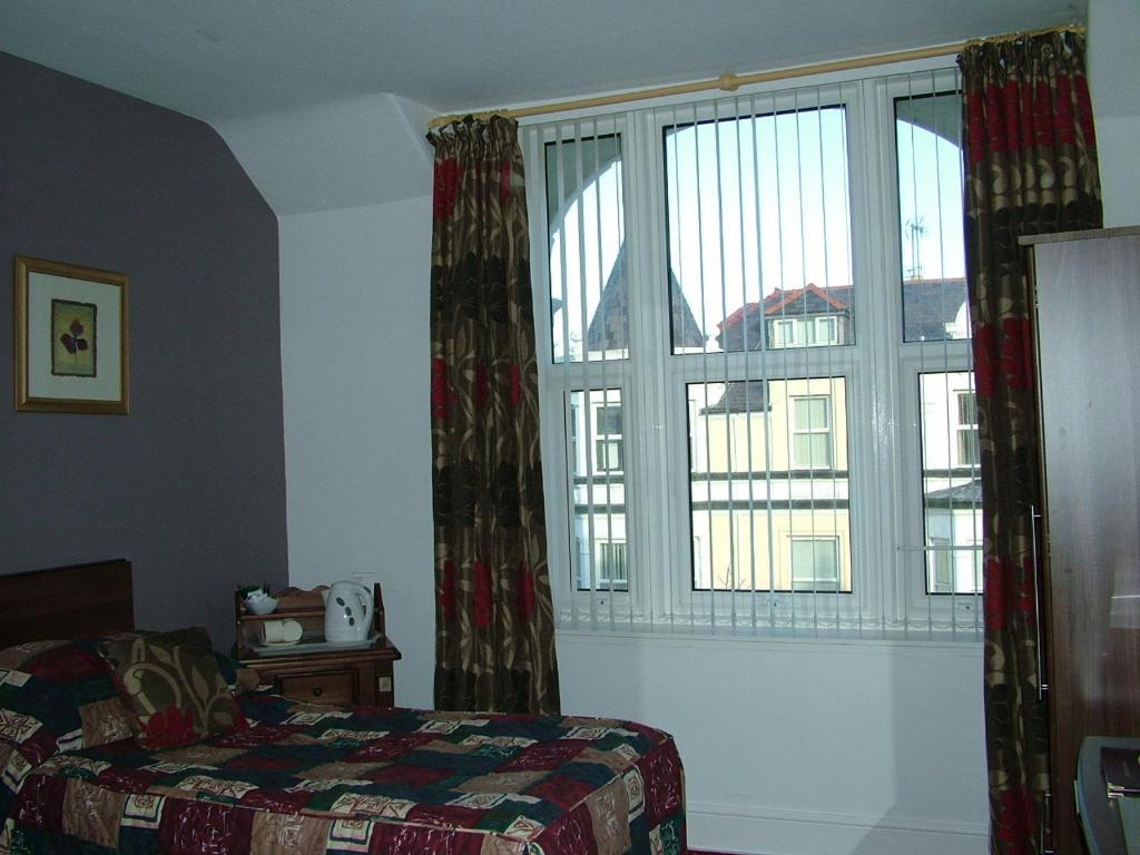 Karden House Otel Llandudno Oda fotoğraf