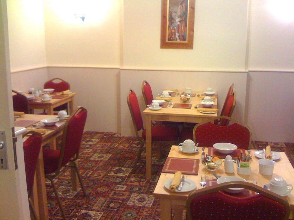 Karden House Otel Llandudno Dış mekan fotoğraf
